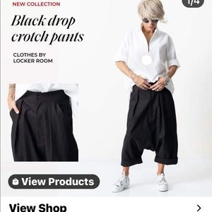 Beautiful oversized shirt and pants. Super comfy!